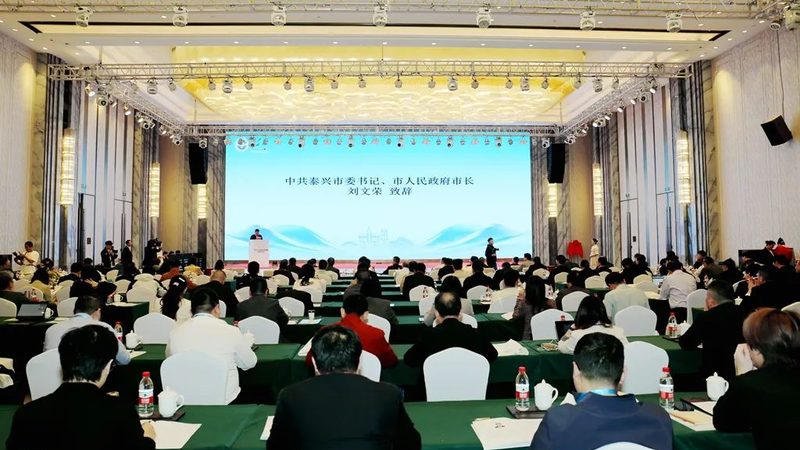 导热胶粘剂与密封胶：性能与应用之别